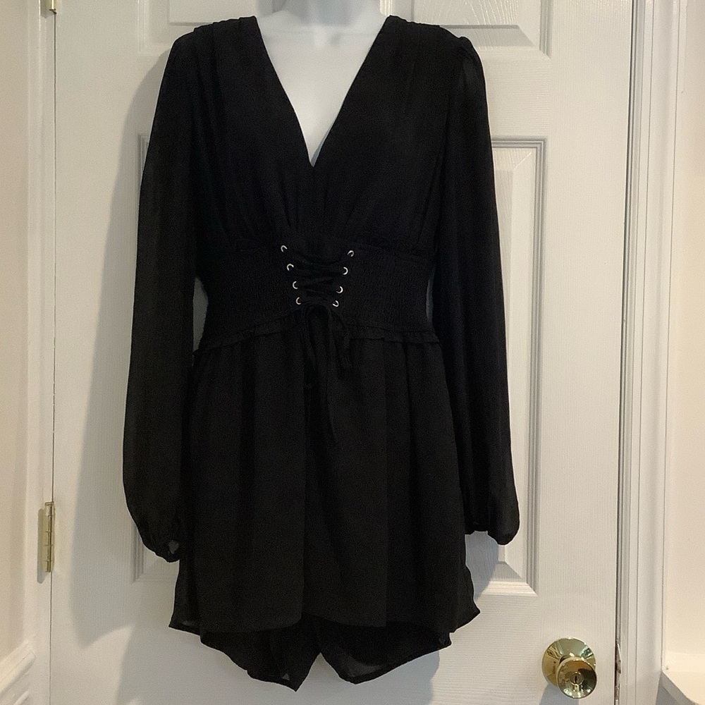 PRIVY Black Sheer Corest Waist Open Back Sexy V Neck Witchy Whimsigoth Romper L